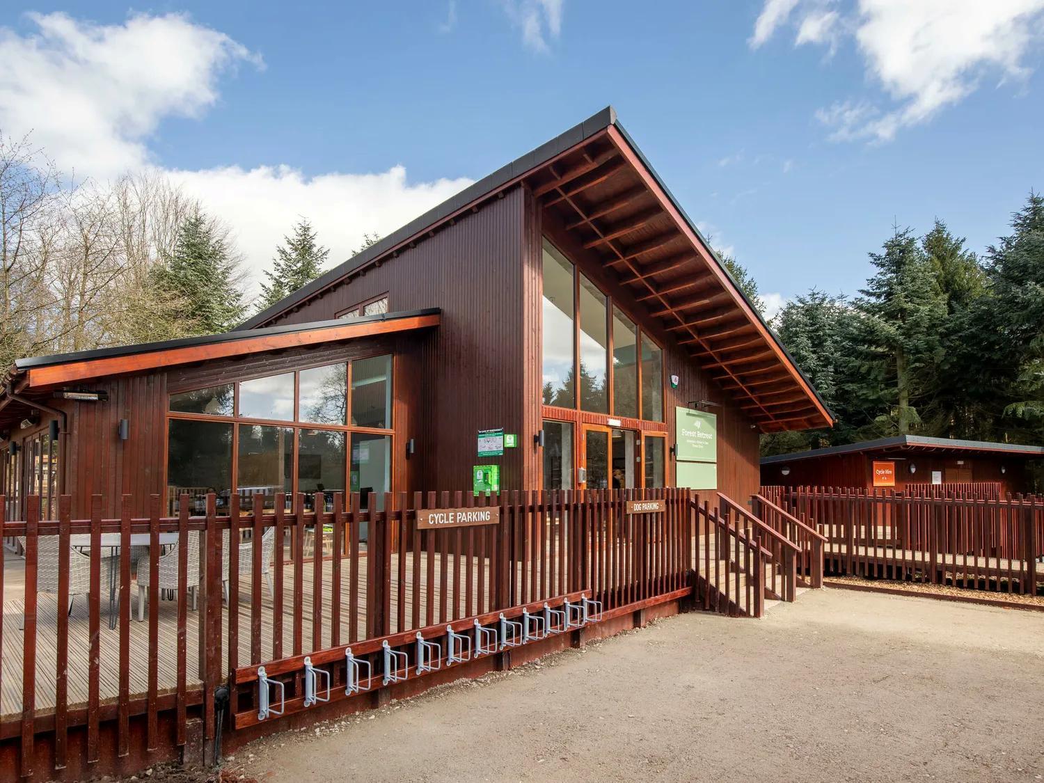 Delamere Forest Cabins - Forest Holidays Mouldsworth Exterior photo