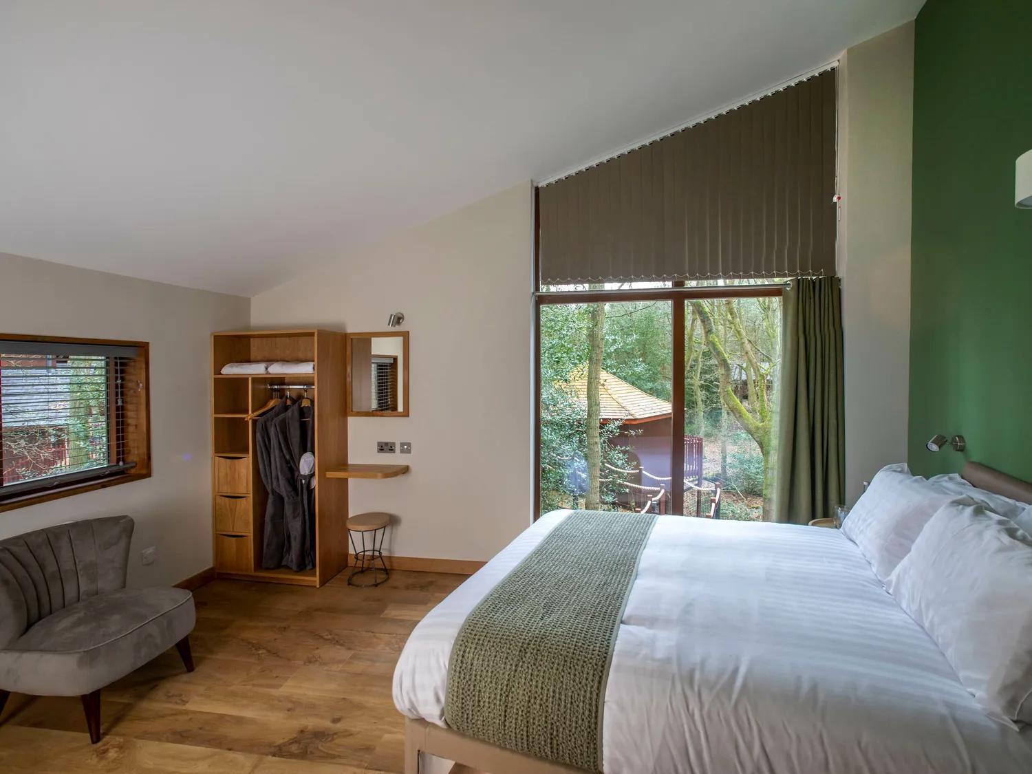Delamere Forest Cabins - Forest Holidays Mouldsworth Exterior photo