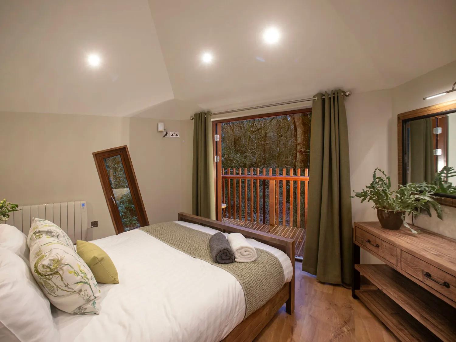 Delamere Forest Cabins - Forest Holidays Mouldsworth Exterior photo