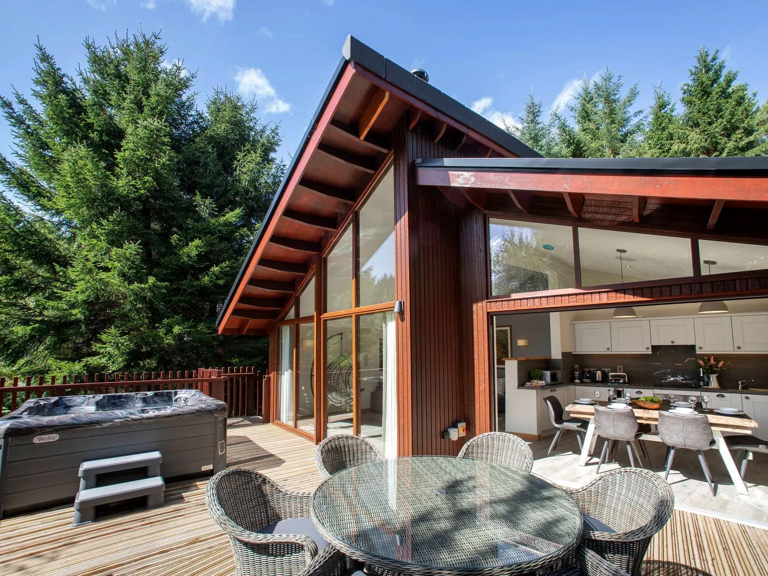 Delamere Forest Cabins - Forest Holidays Mouldsworth Exterior photo